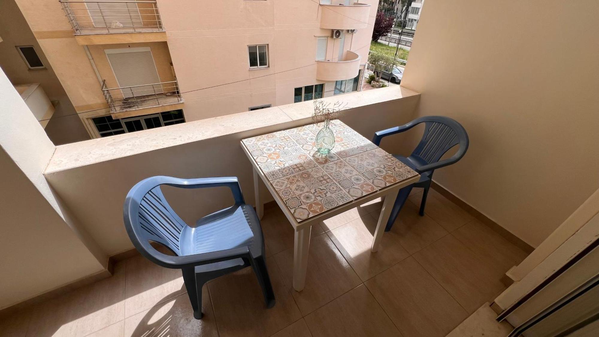 Mire Apartment Durres Bagian luar foto