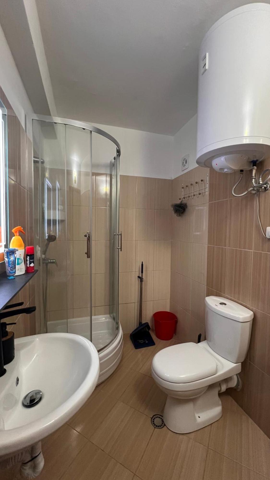 Mire Apartment Durres Bagian luar foto
